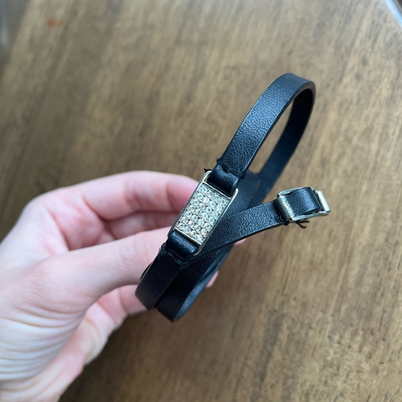 Michael Kors leather bracelet - Picture 2 of 3